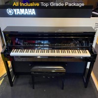 Used Yamaha CLP585 Polished Ebony Digital Piano Complete Package